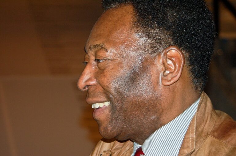 Edson Arantes do Nascimento Pele