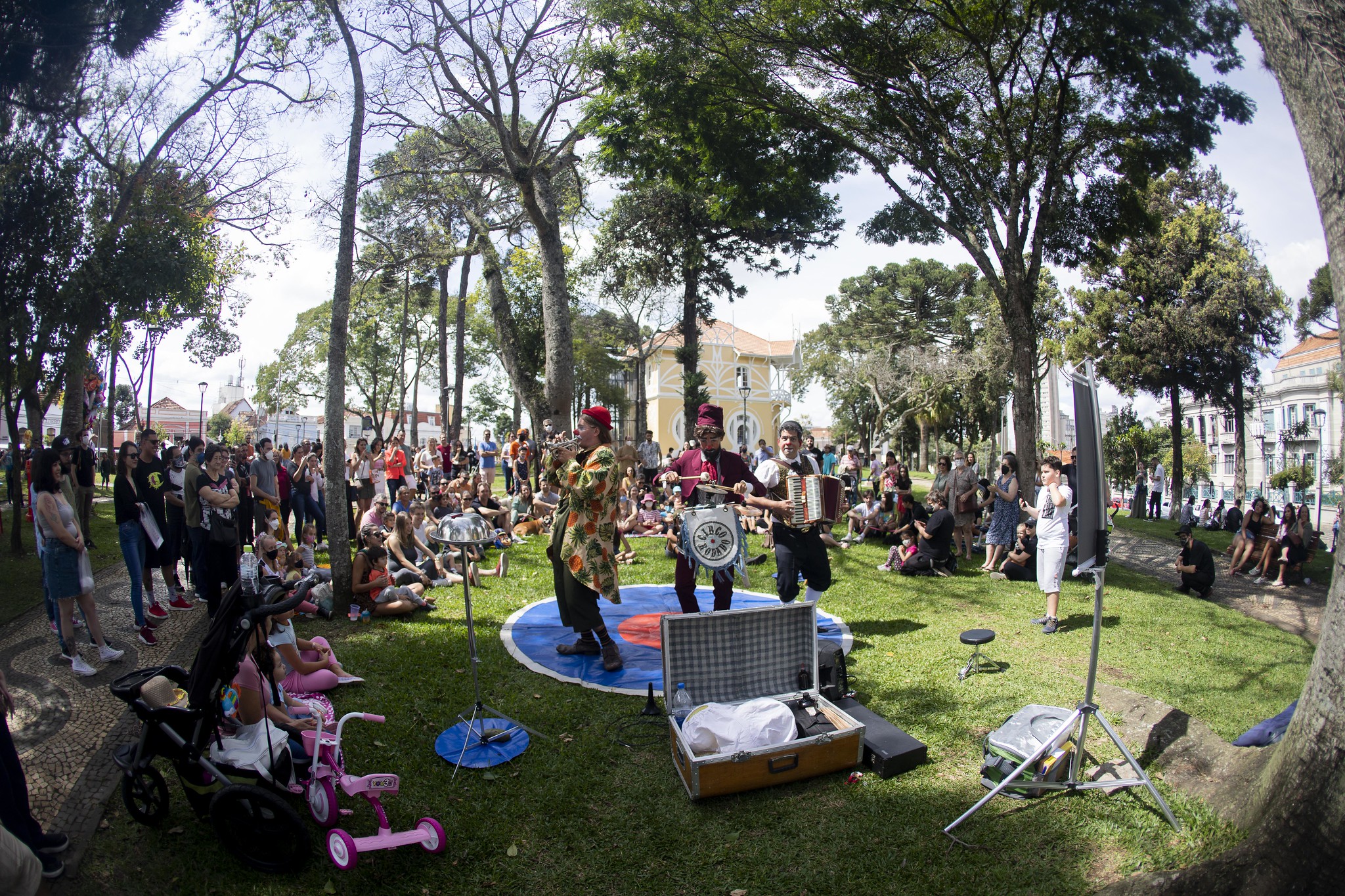 A-mostra-mais-democratica-do-Festival-de-Curitiba-esta-de-volta
