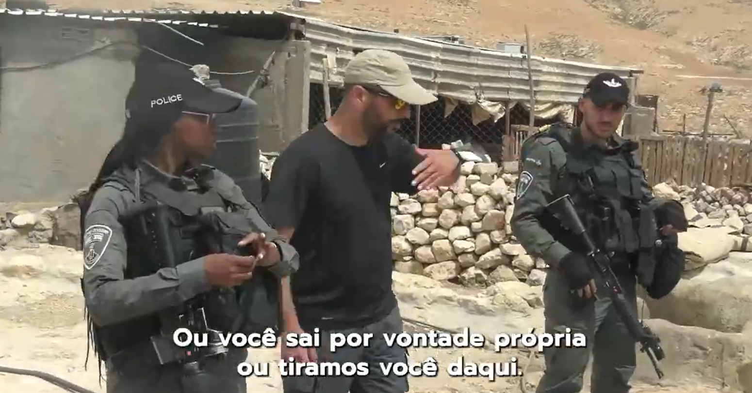 cena do filme Sem Chão