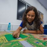 Criancas-e-jovens-do-Projeto-Arrastao-terao-acesso-a-oficinas-gratuitas-de-arte-e-cultura-com-o-Instituto-Brasil-Solidario.-Creditos-Divulgacao-IBS